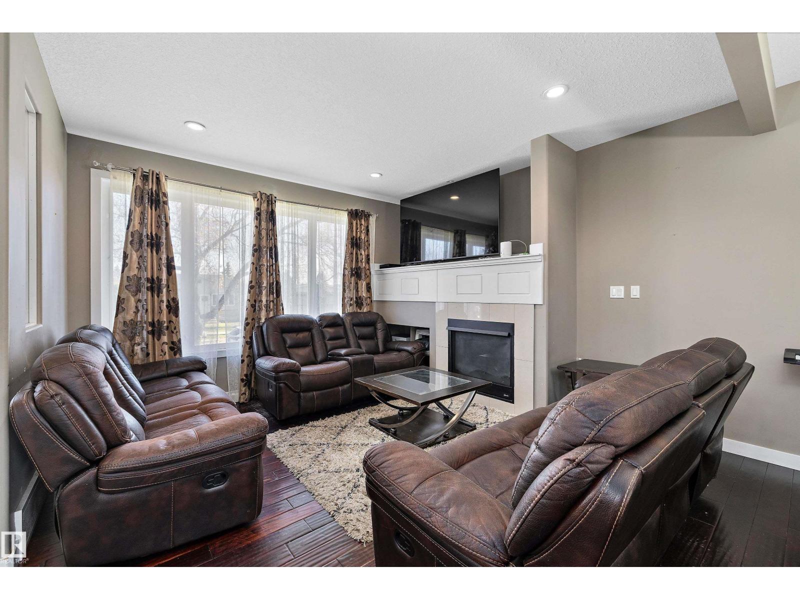 10418 155 ST NW, Edmonton — photo 4