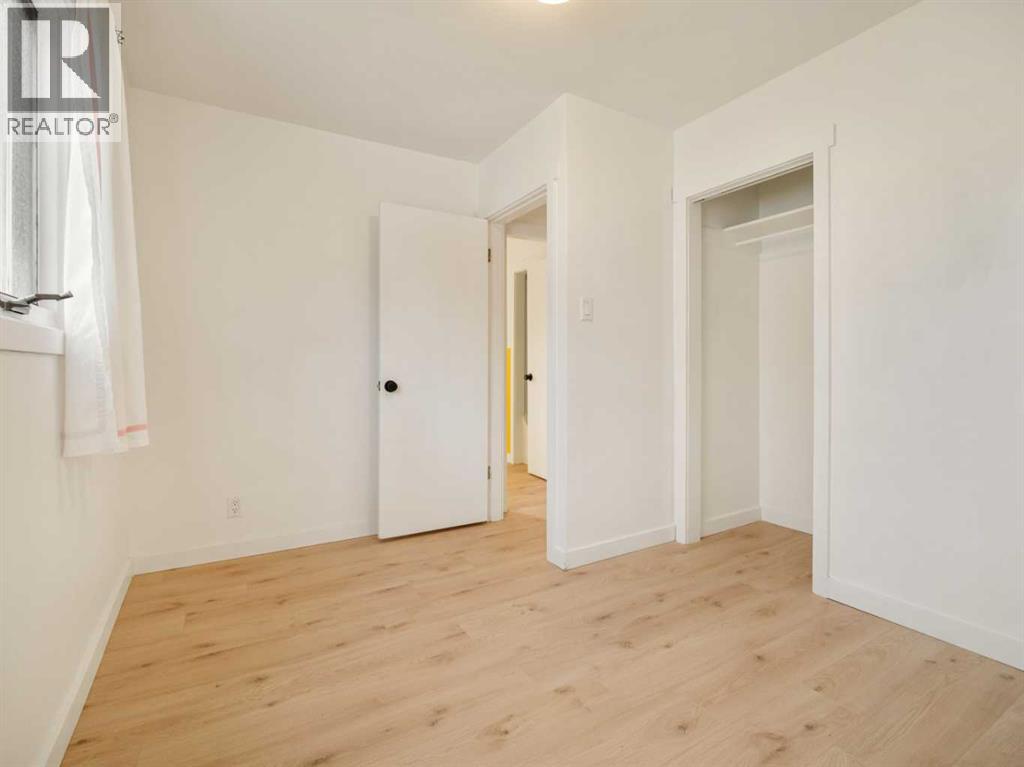 953 12 Street S, photo 20 of 41
