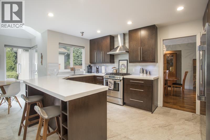 687 Seymour Boulevard, North Vancouver — photo 10