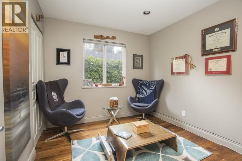 687 Seymour Boulevard, North Vancouver — photo 18