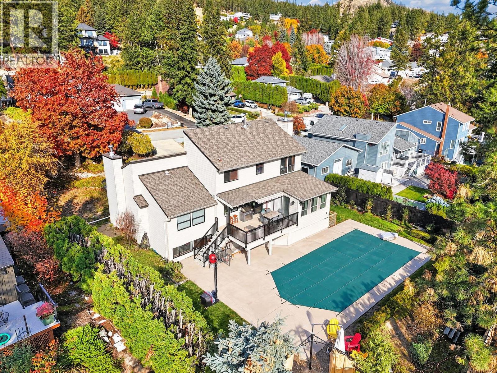  1605 Blackwood Drive, West Kelowna