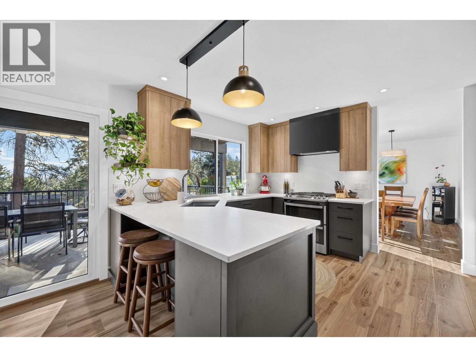  1605 Blackwood Drive, West Kelowna