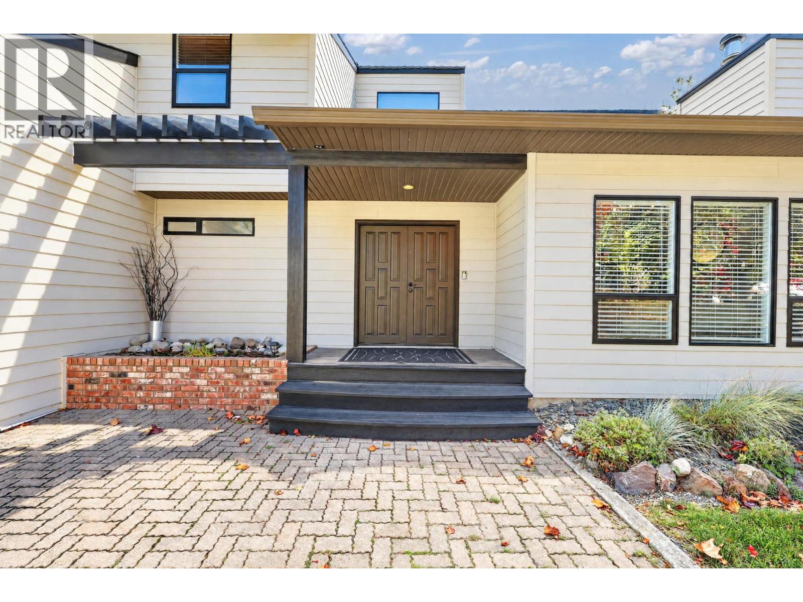  1605 Blackwood Drive, West Kelowna