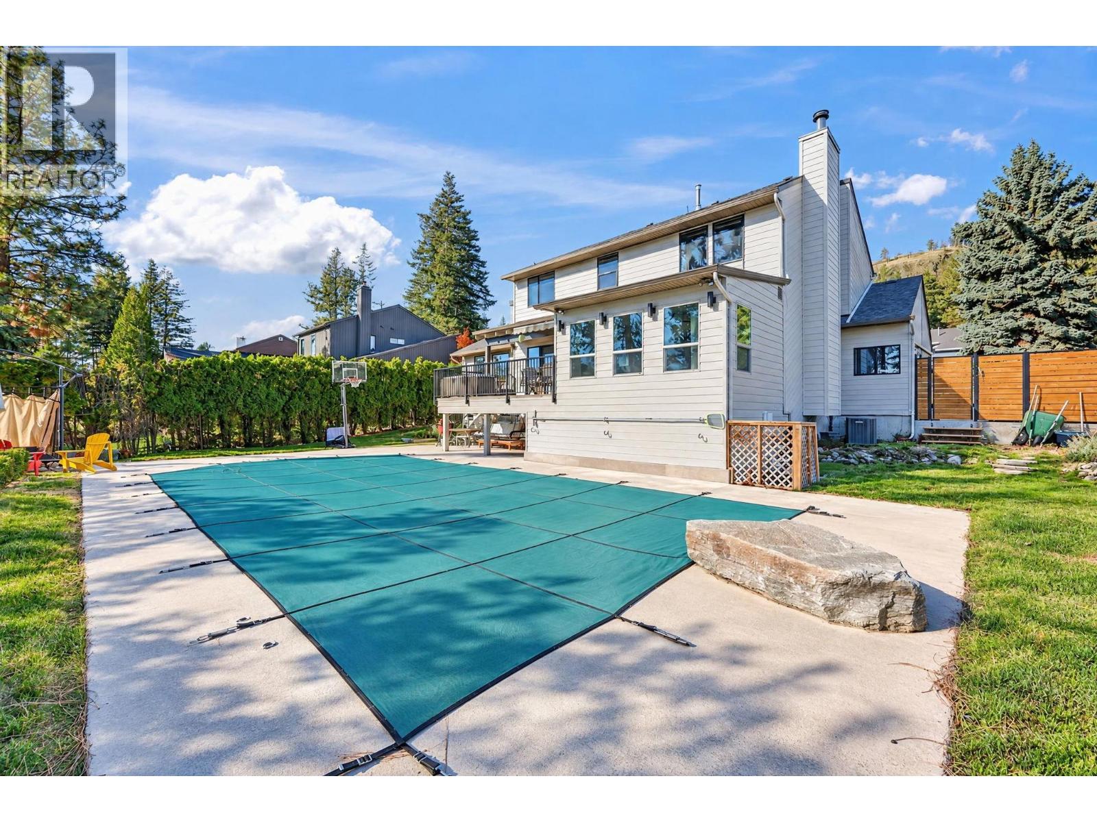  1605 Blackwood Drive, West Kelowna
