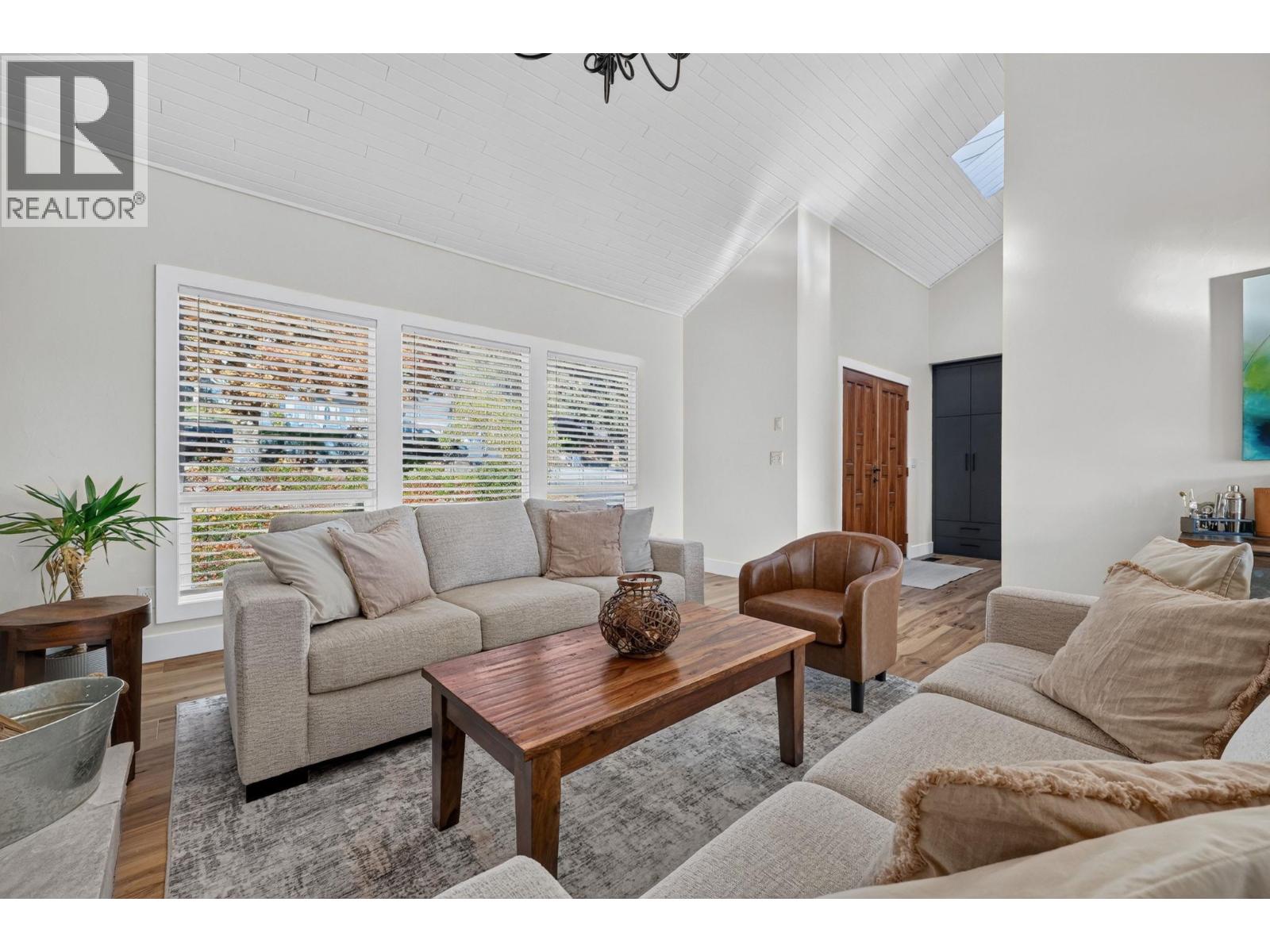  1605 Blackwood Drive, West Kelowna