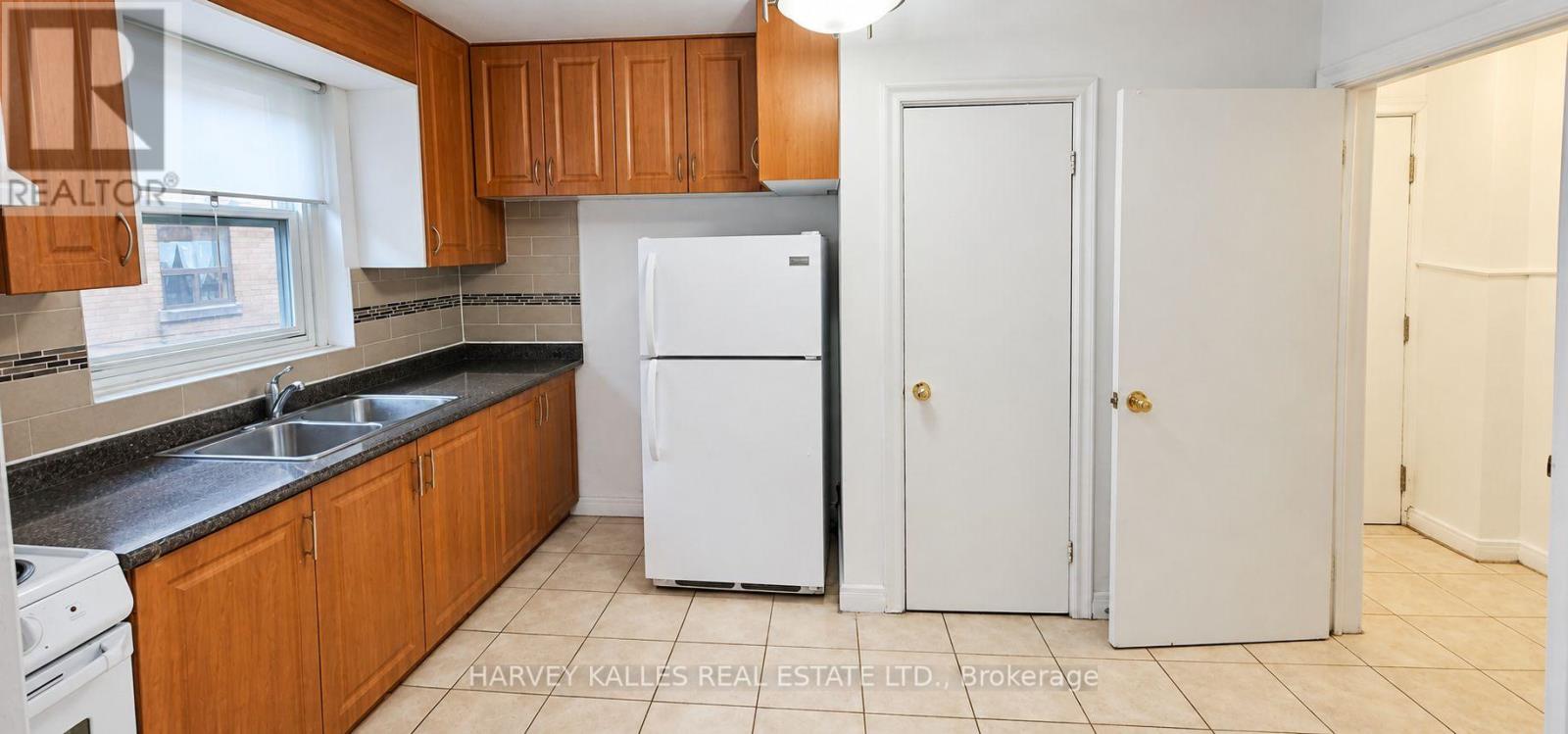 6 - 2905 ST CLAIR AVENUE E, Toronto (O'Connor-Parkview) — photo 5