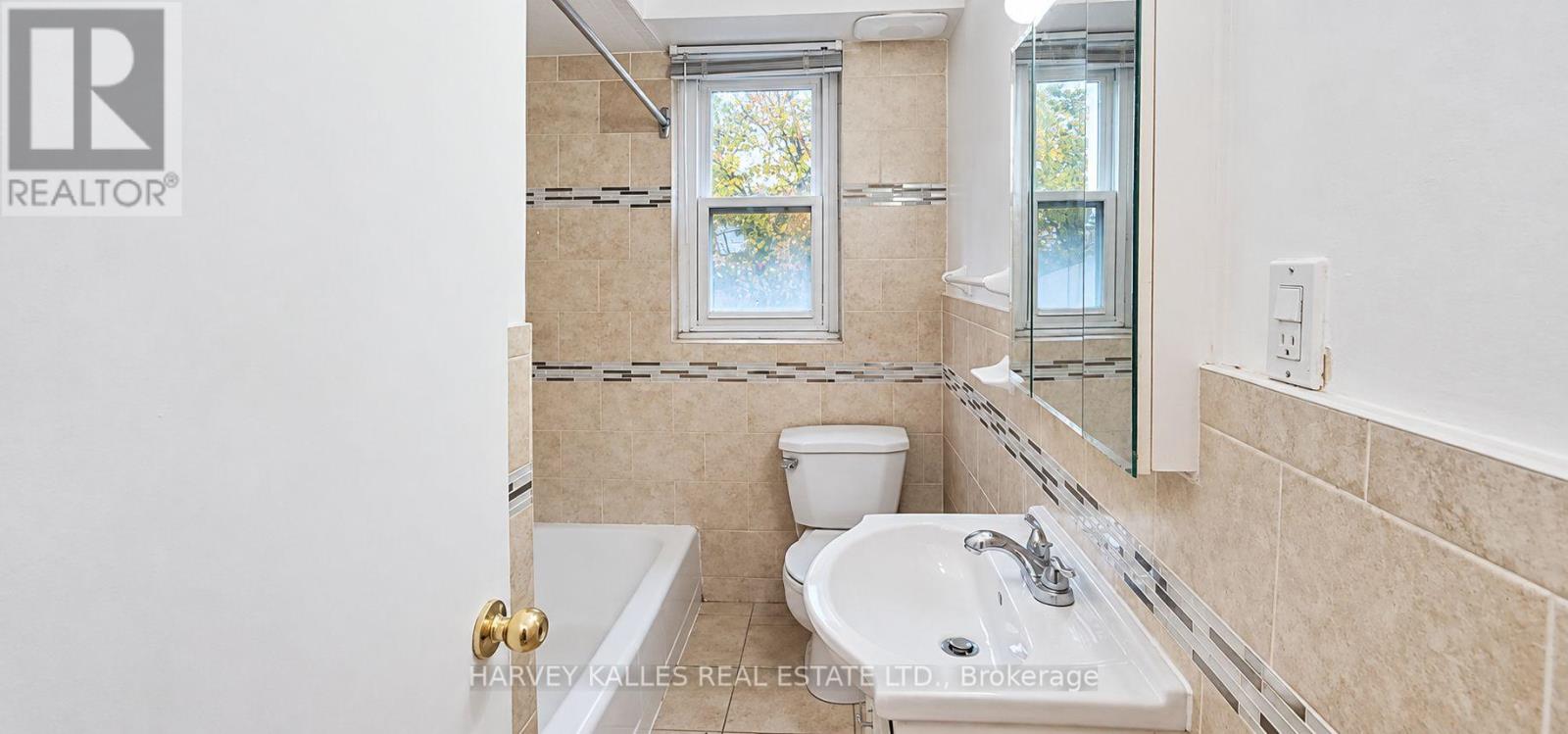 6 - 2905 ST CLAIR AVENUE E, Toronto (O'Connor-Parkview) — photo 6