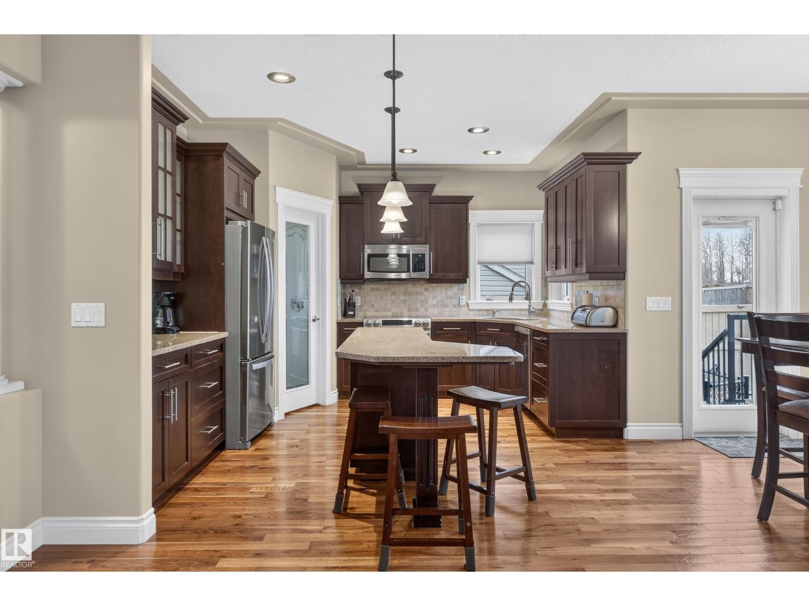 10 VALE TC, Fort Saskatchewan — photo 12