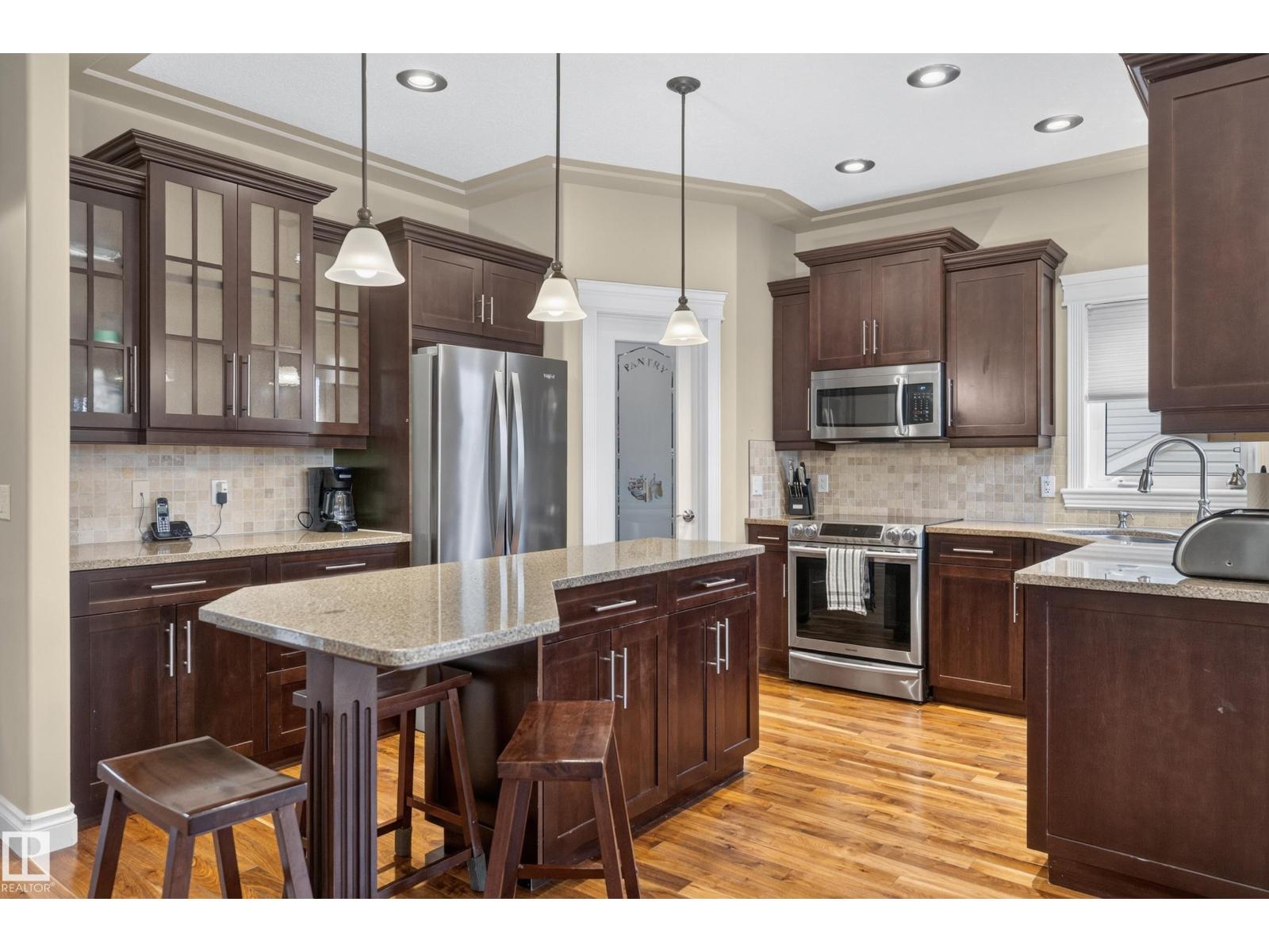 10 VALE TC, Fort Saskatchewan — photo 15