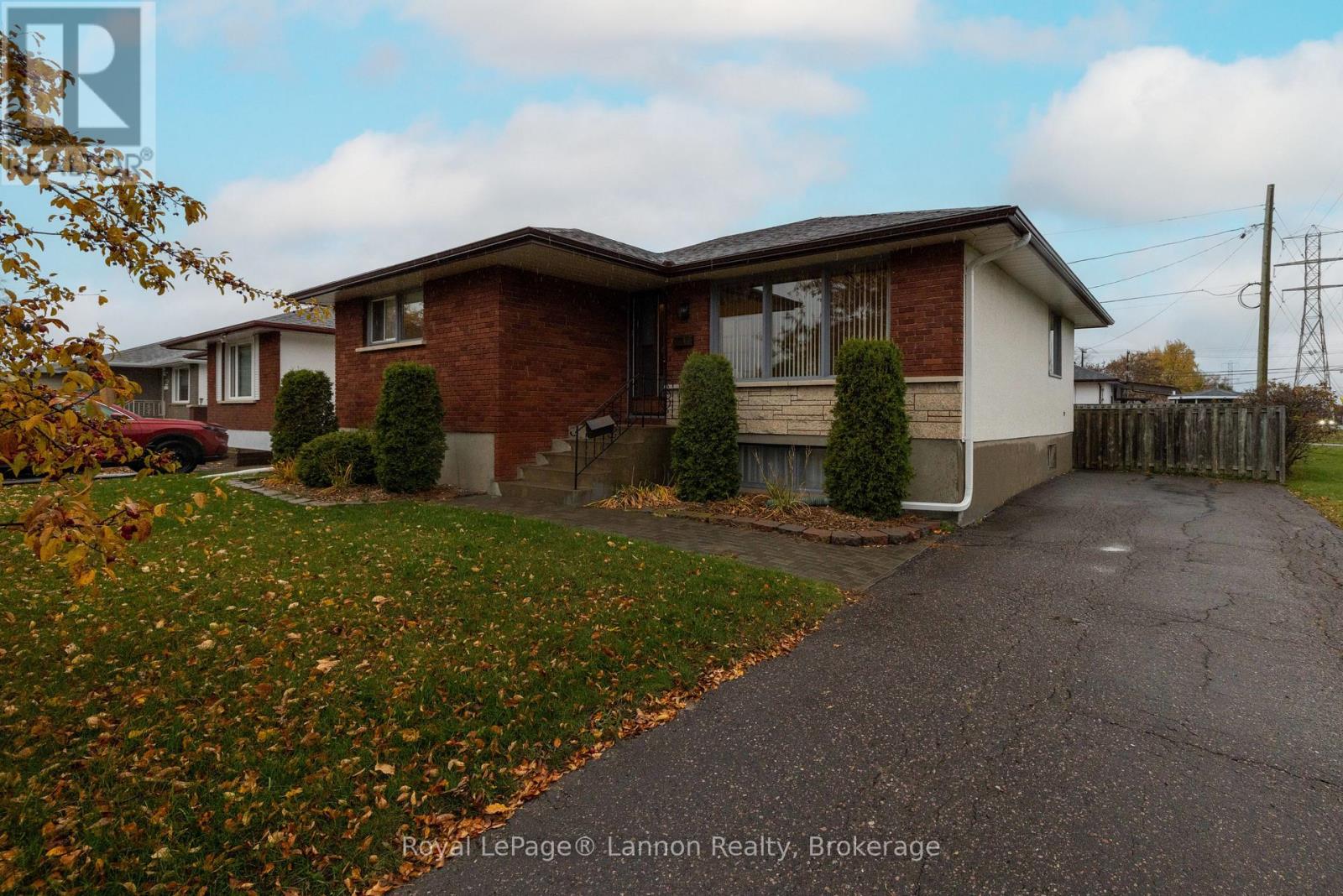 2601 VALOUR PLACE N, Thunder Bay (Edgewater Park)