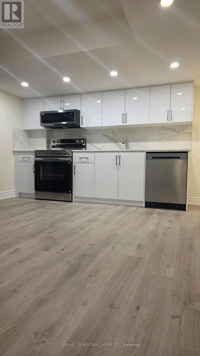 BSMT - 74 GALLANT PLACE, Vaughan (Vellore Village) — photo 2
