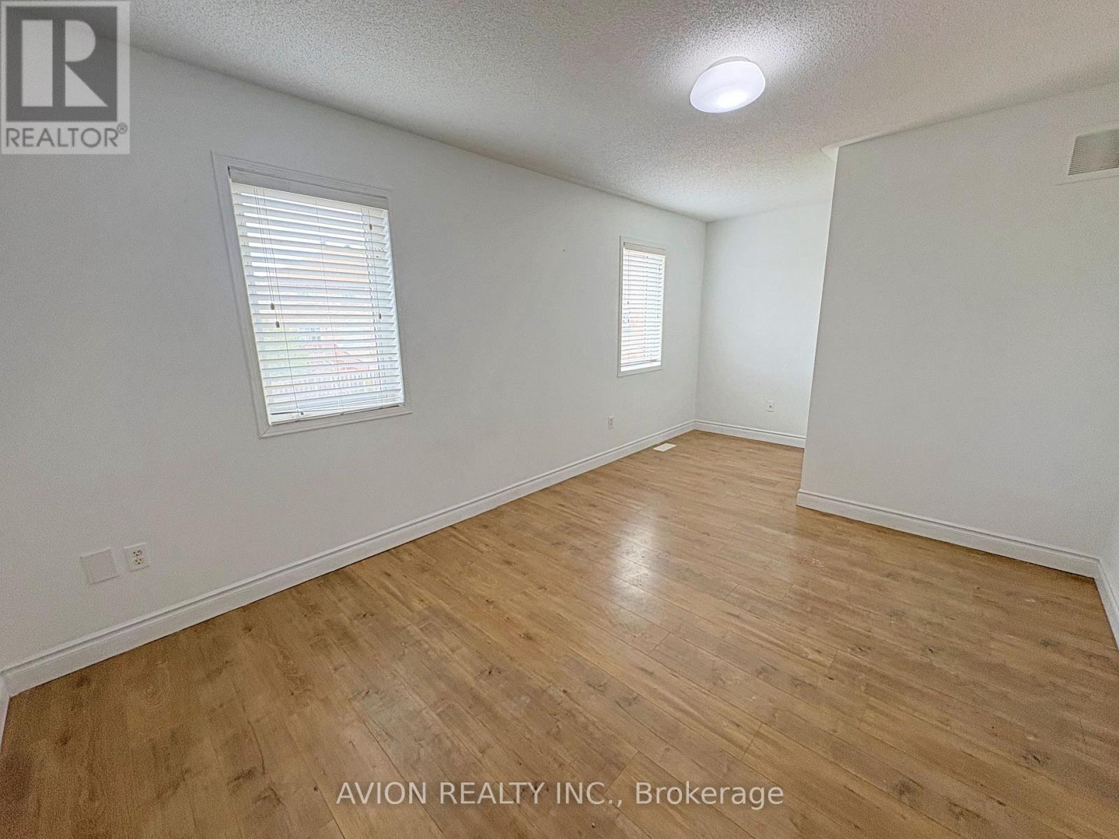 366 BUR OAK AVENUE, Markham (Berczy) — photo 8