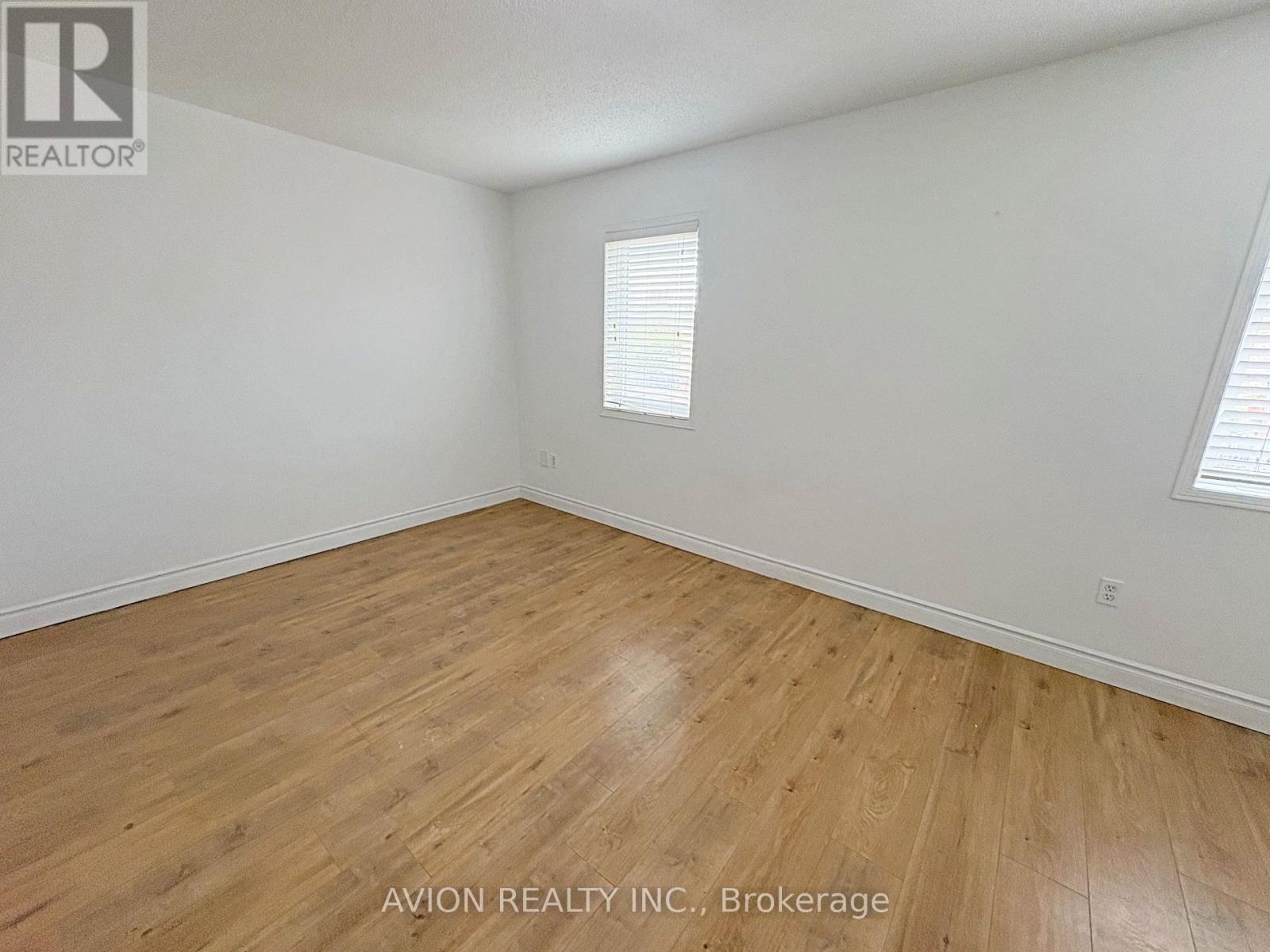 366 BUR OAK AVENUE, Markham (Berczy) — photo 9