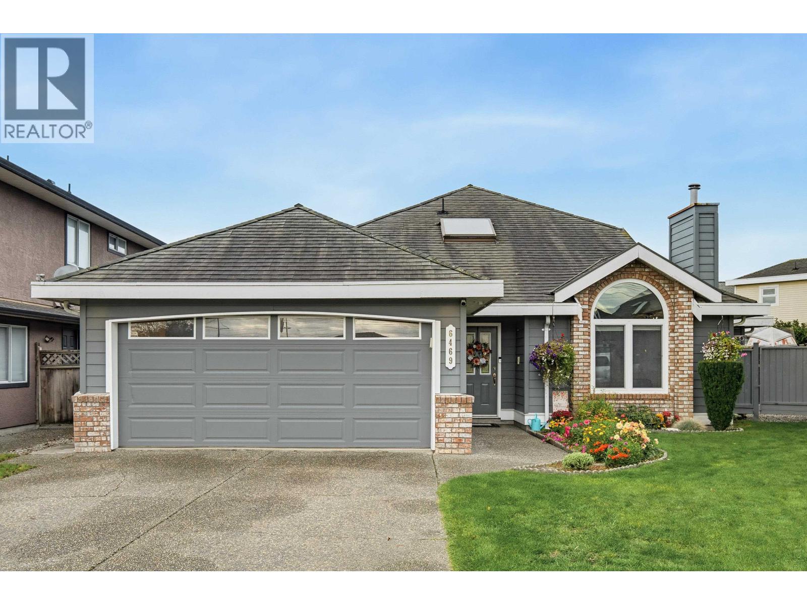 6469 MEADOW Place, Ladner