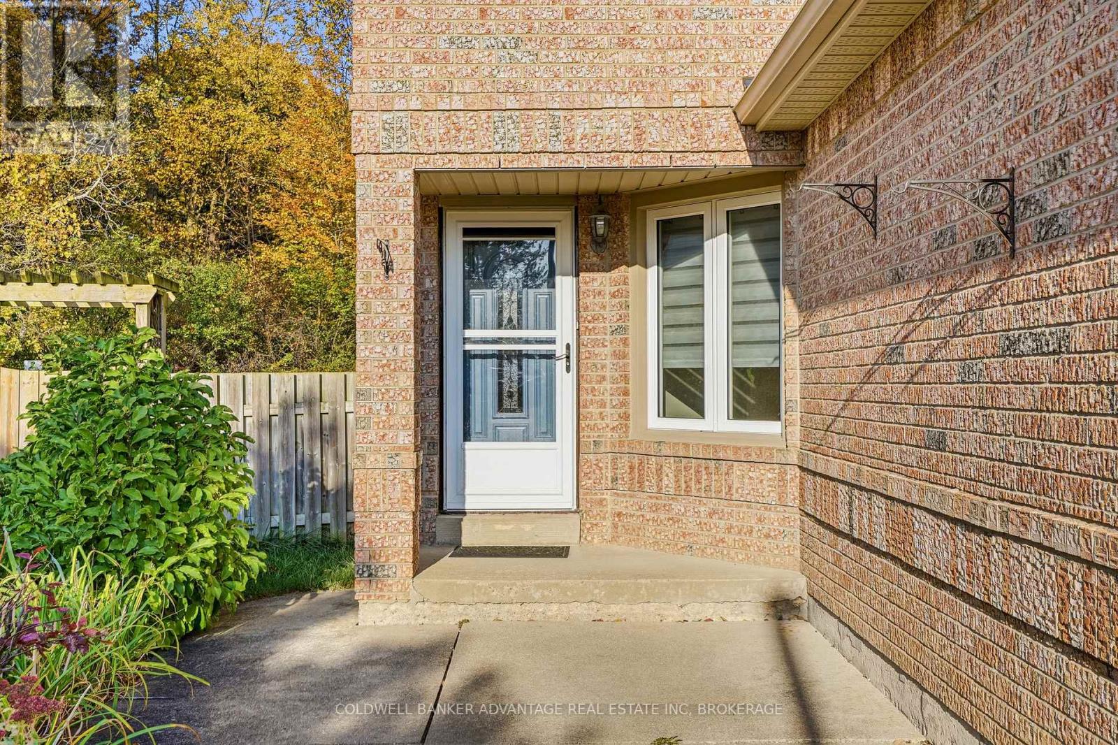 70 JEFFERSON COURT W, Welland (N. Welland) — photo 4