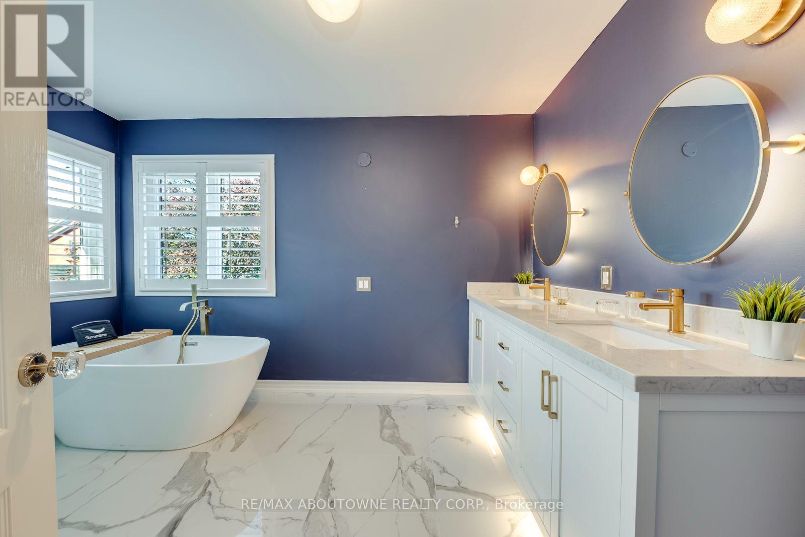 241 Lexington Road, Oakville, ON photo 27