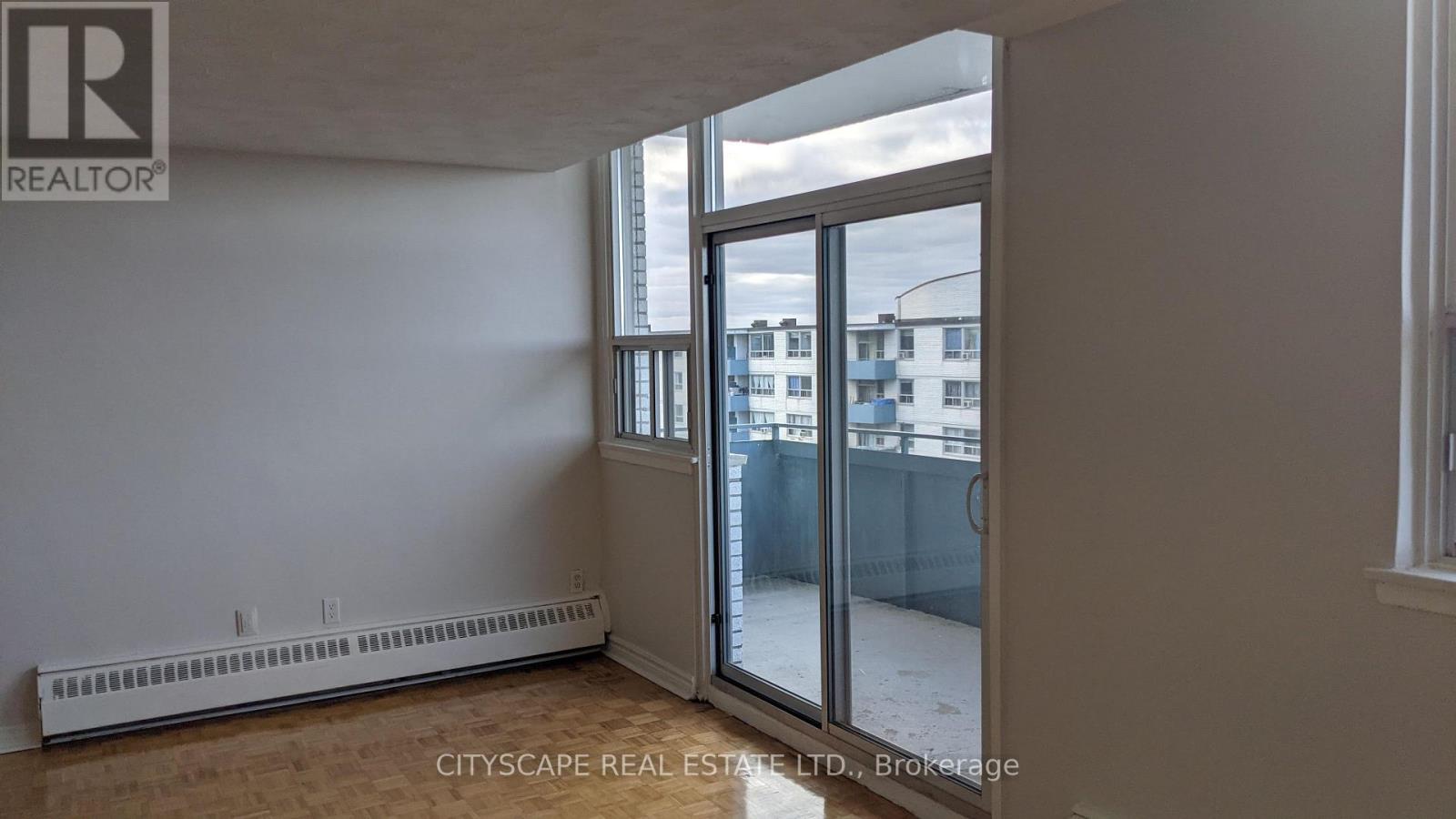 817 - 1440 LAWRENCE AVENUE W, Toronto (Maple Leaf) — photo 5