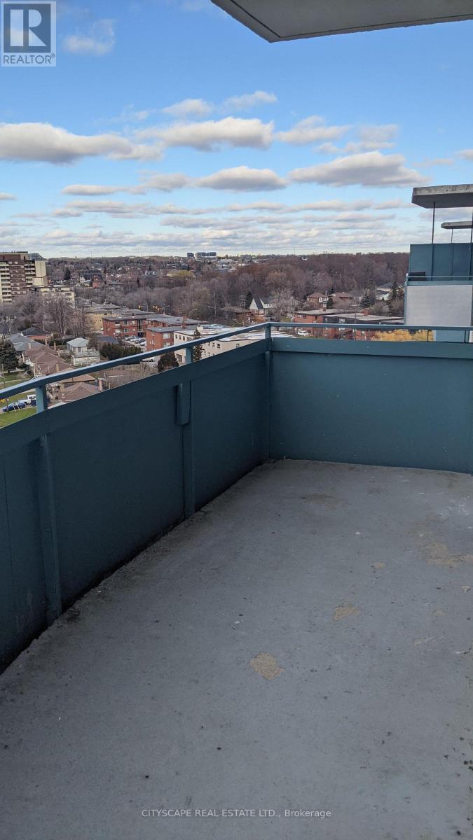 817 - 1440 LAWRENCE AVENUE W, Toronto (Maple Leaf) — photo 9