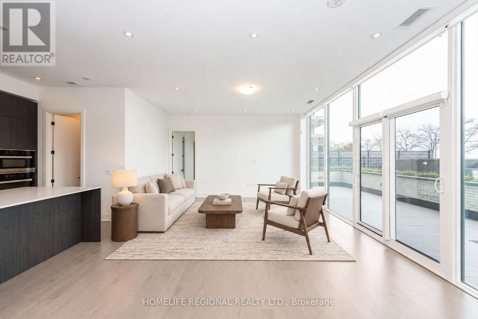 101- 55 Port Street East, Mississauga, ON photo 18