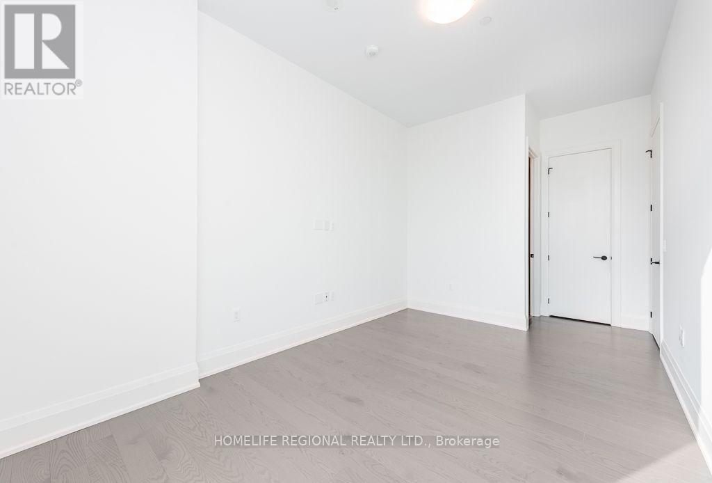 101- 55 Port Street East, Mississauga, ON photo 31