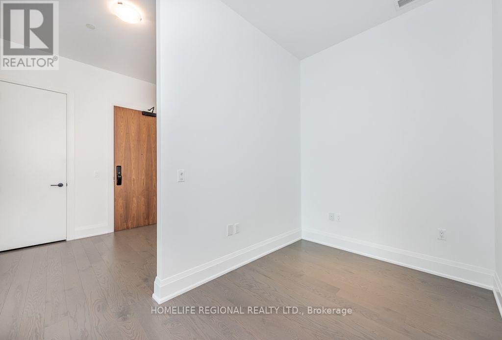 101- 55 Port Street East, Mississauga, ON photo 32