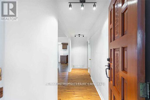 MAIN - 6 JUBILEE CRESCENT, Toronto (Humberlea-Pelmo Park) — photo 3