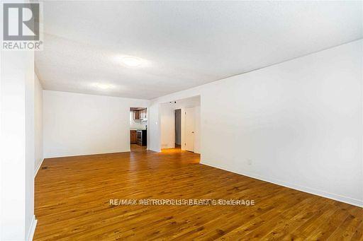 MAIN - 6 JUBILEE CRESCENT, Toronto (Humberlea-Pelmo Park) — photo 5