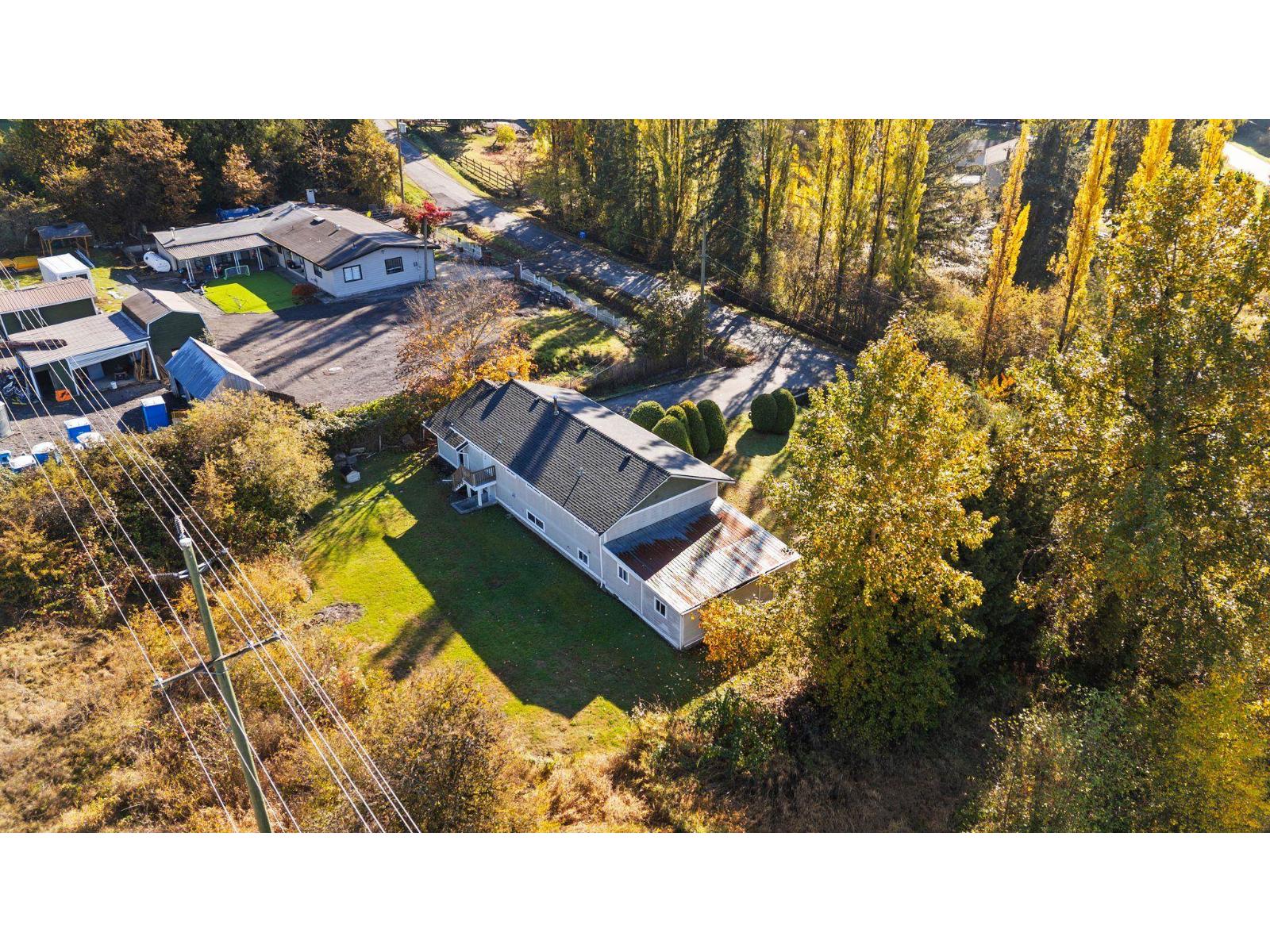 16925 94A Avenue, Surrey — photo 2
