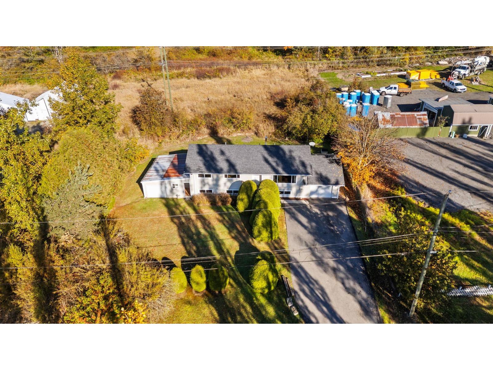 16925 94A Avenue, Surrey — photo 3