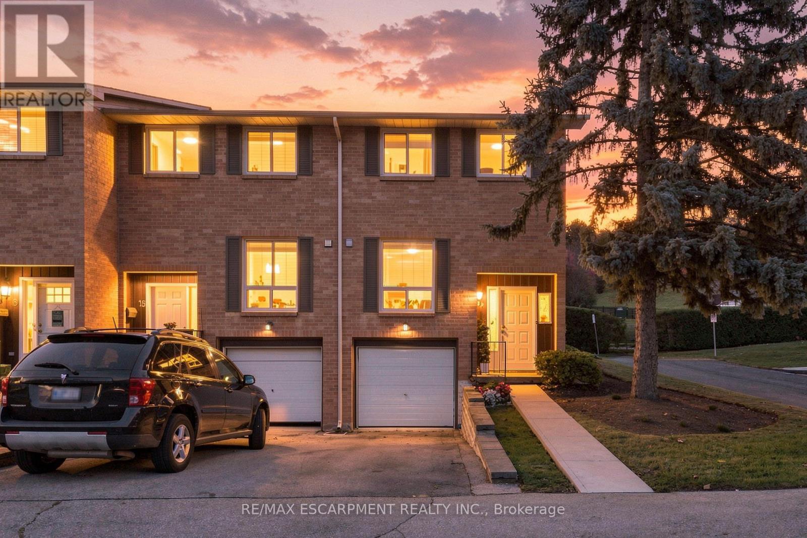 14 - 66 SUMMERCREST DRIVE, Hamilton (Stoney Creek) — photo 2