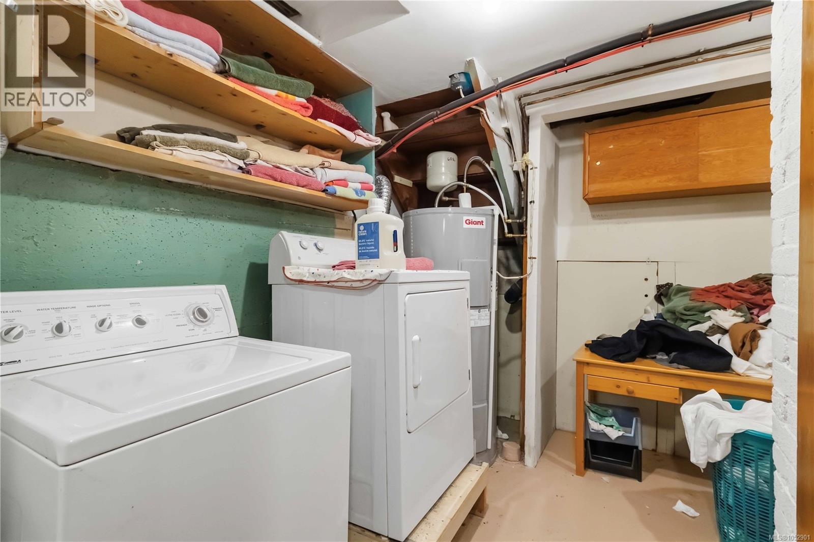  4276 Caen Road, Saanich