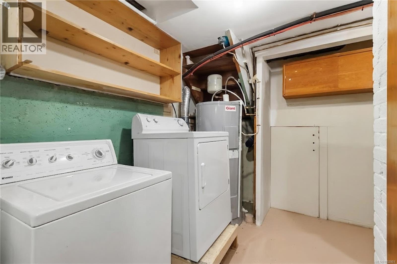  4276 Caen Road, Saanich