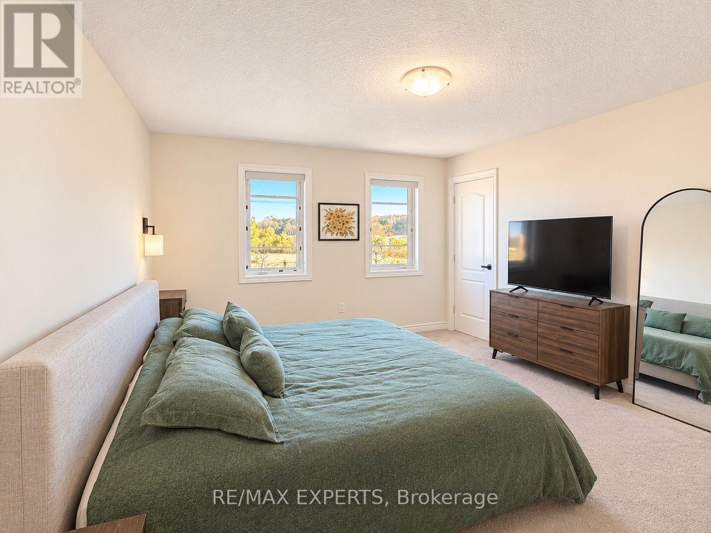 217 Hutchinson Drive, New Tecumseth photo 17
