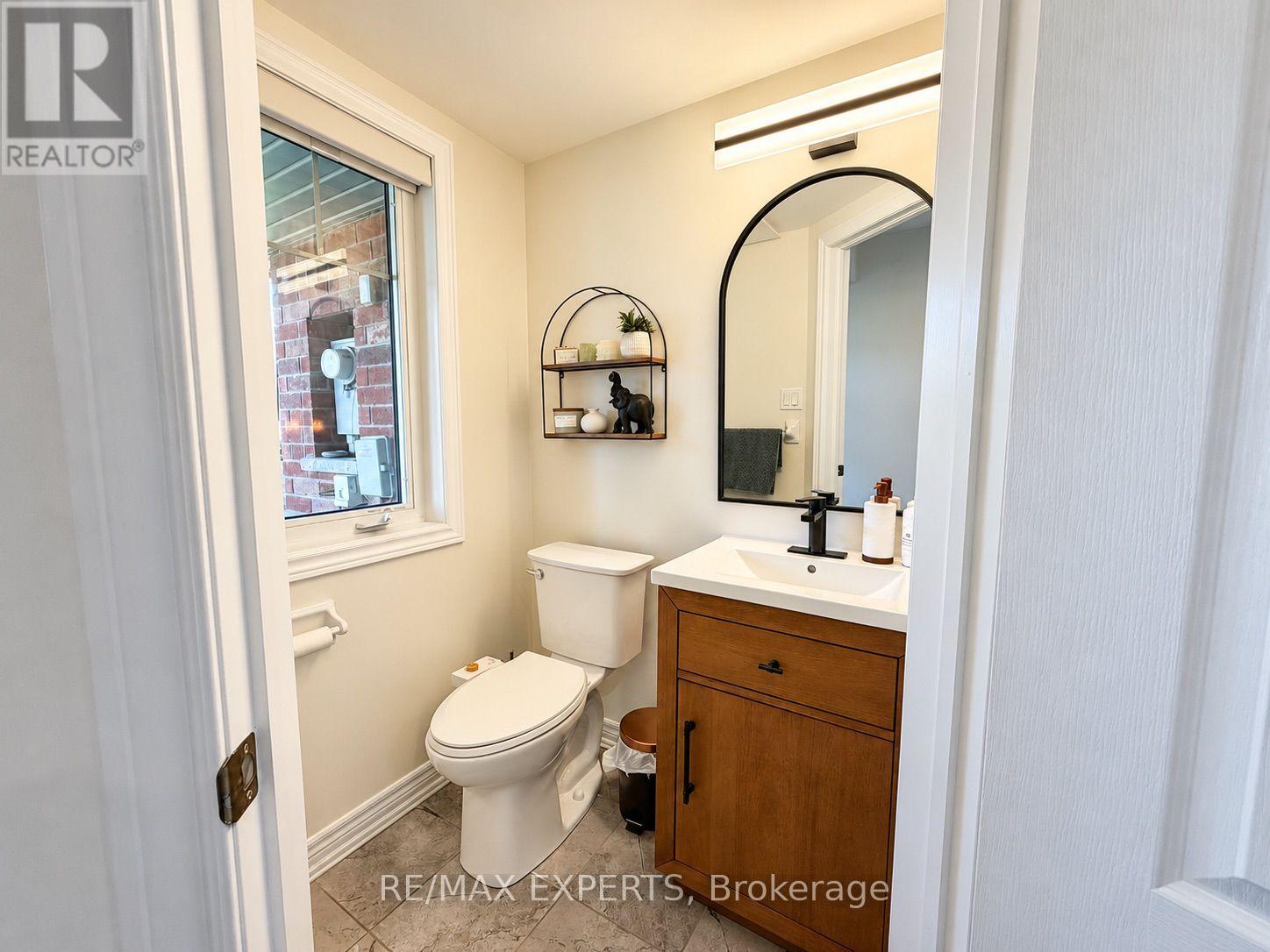217 Hutchinson Drive, New Tecumseth photo 6