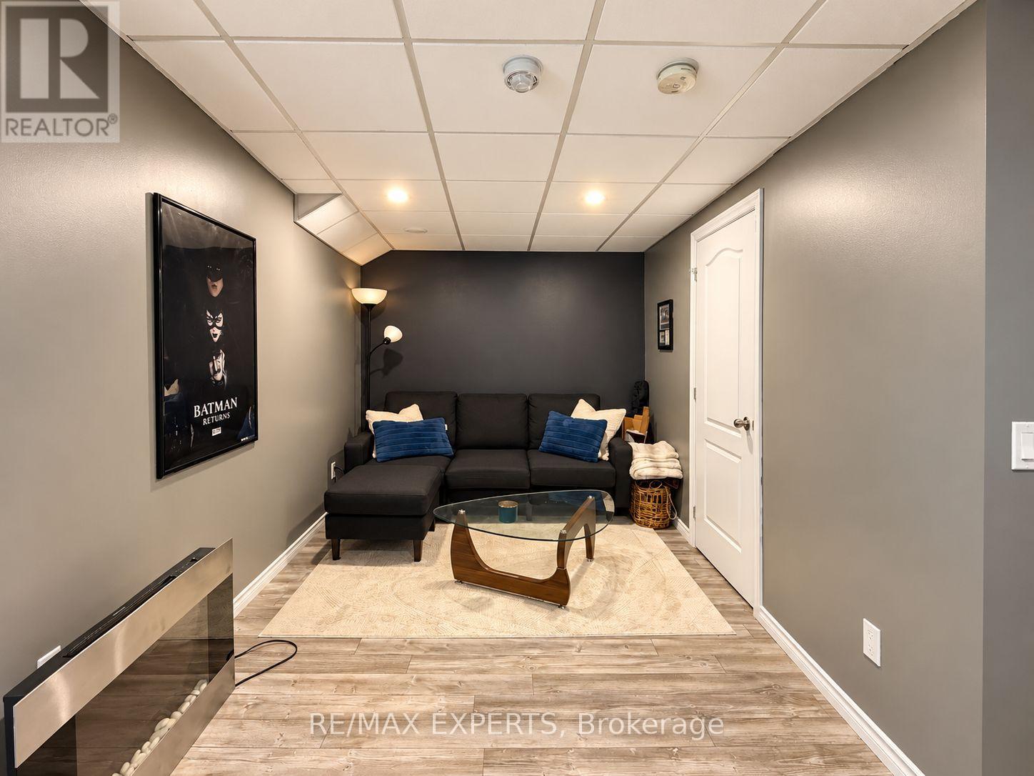 217 Hutchinson Drive, New Tecumseth photo 24