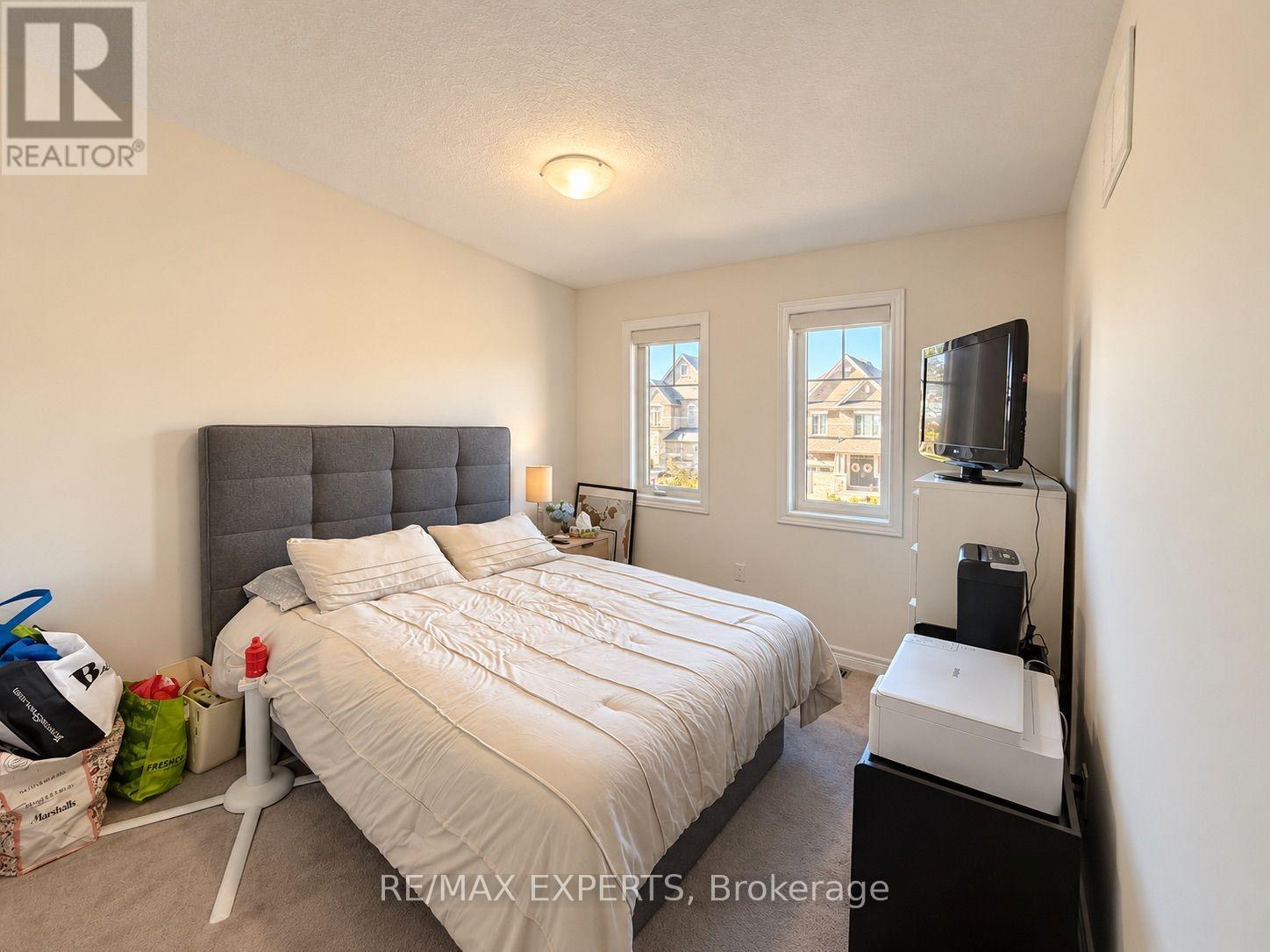 217 Hutchinson Drive, New Tecumseth photo 11