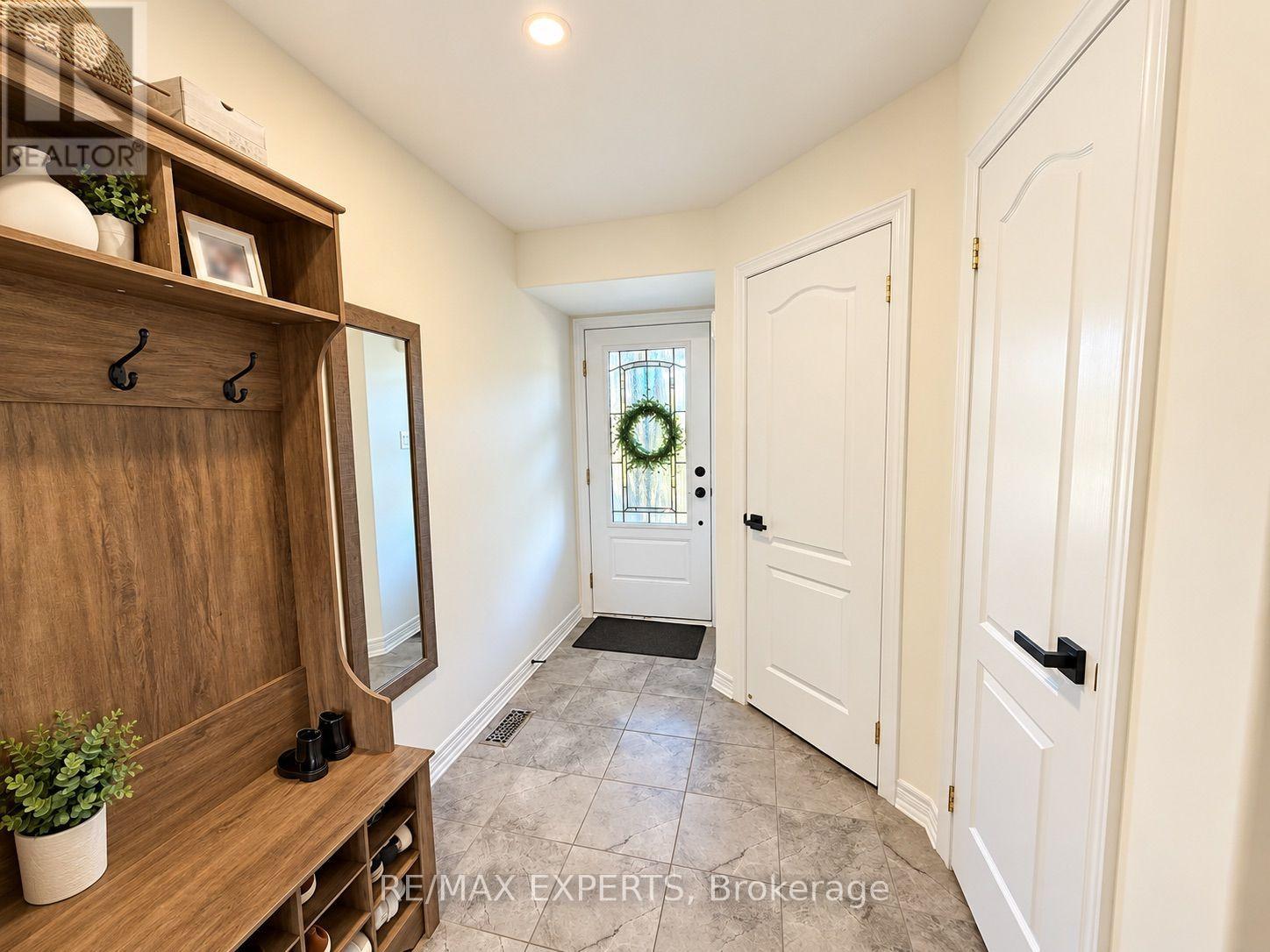 217 Hutchinson Drive, New Tecumseth photo 7
