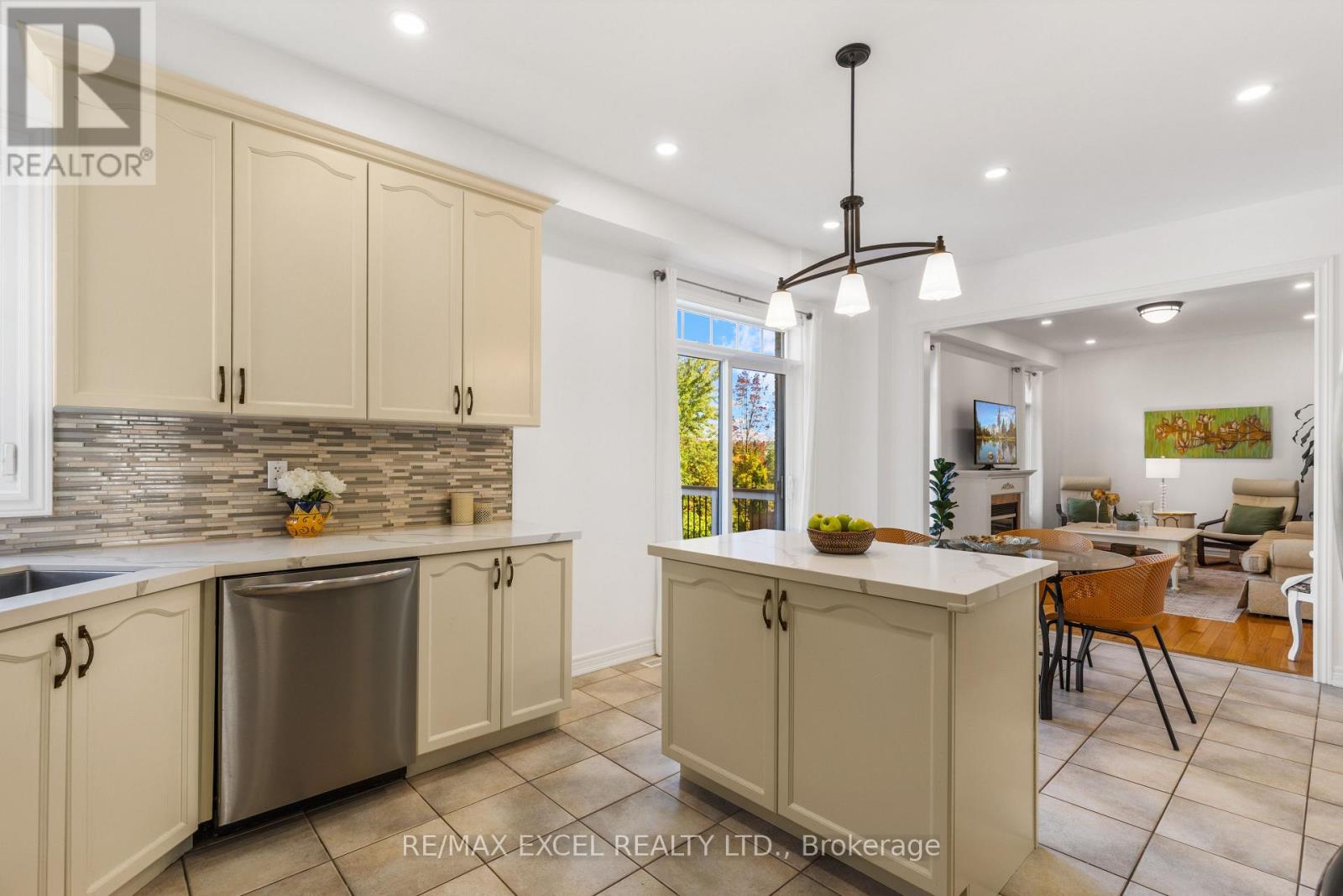 29 Brass Drive North, Richmond Hill, ON photo 12