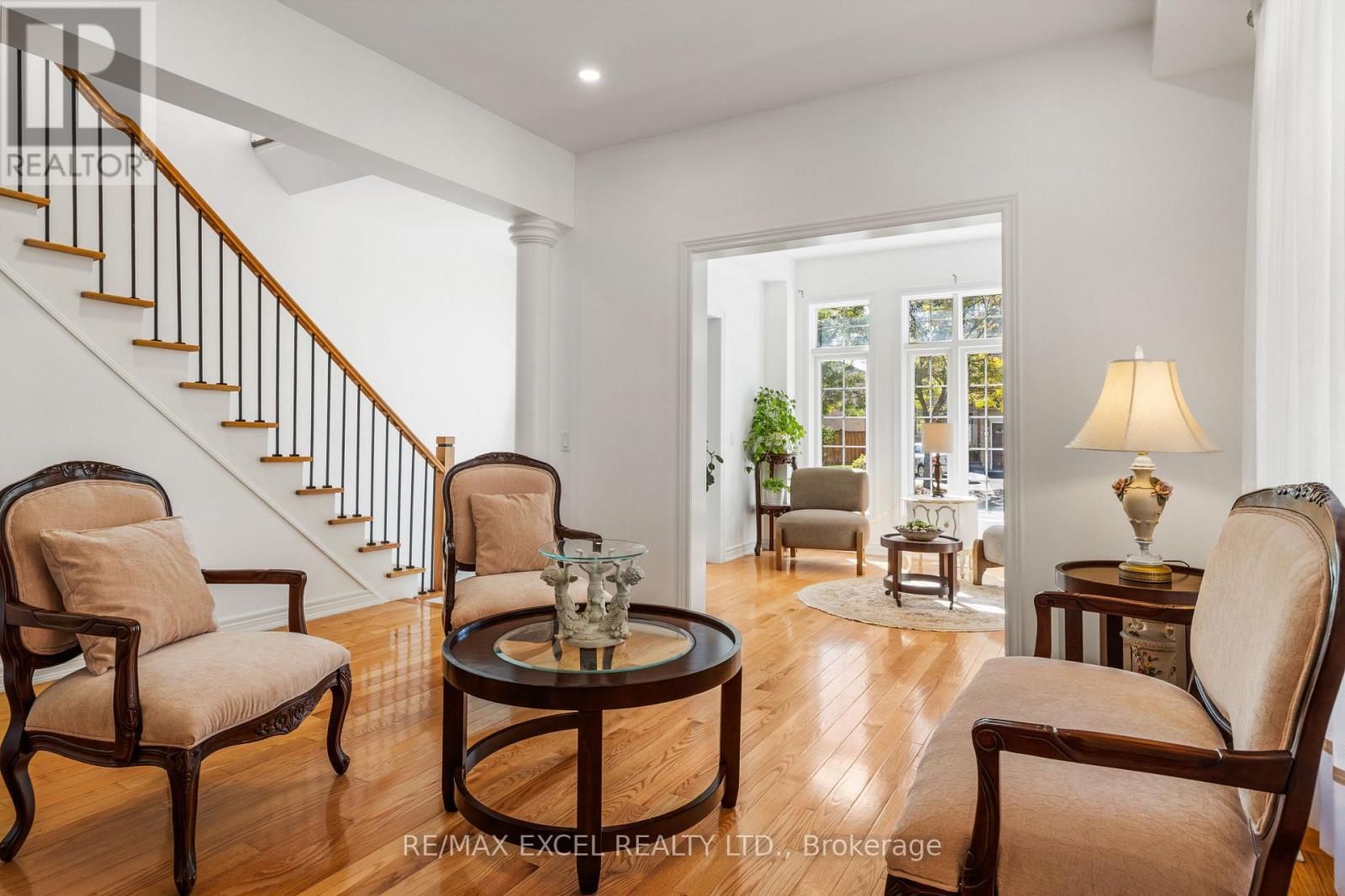 29 Brass Drive North, Richmond Hill, ON photo 9