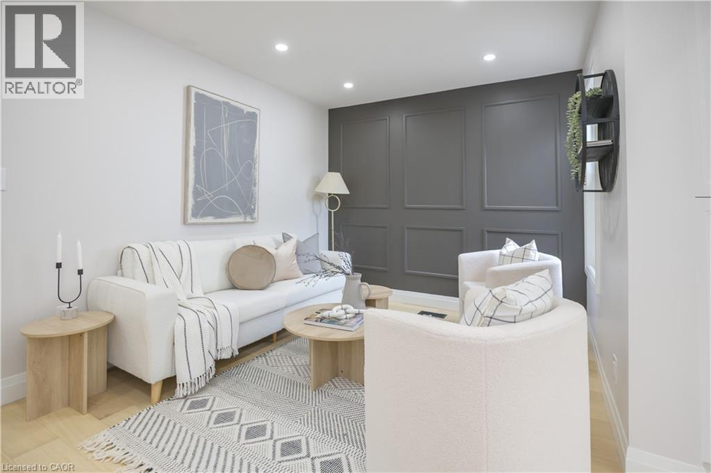 256 ROSSLYN Avenue N, Hamilton — photo 6