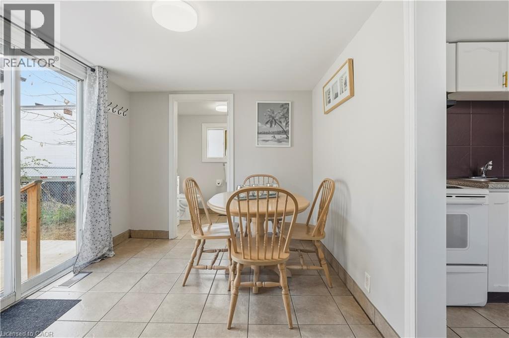 727 BARTON Street, Stoney Creek — photo 11