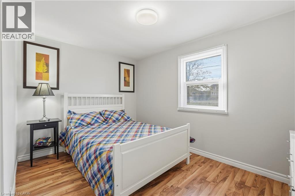 727 BARTON Street, Stoney Creek — photo 12