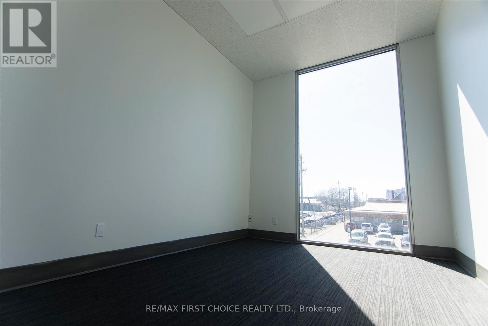 240 SYNDICATE AVENUE S, Thunder Bay (McKeller Park) — photo 6