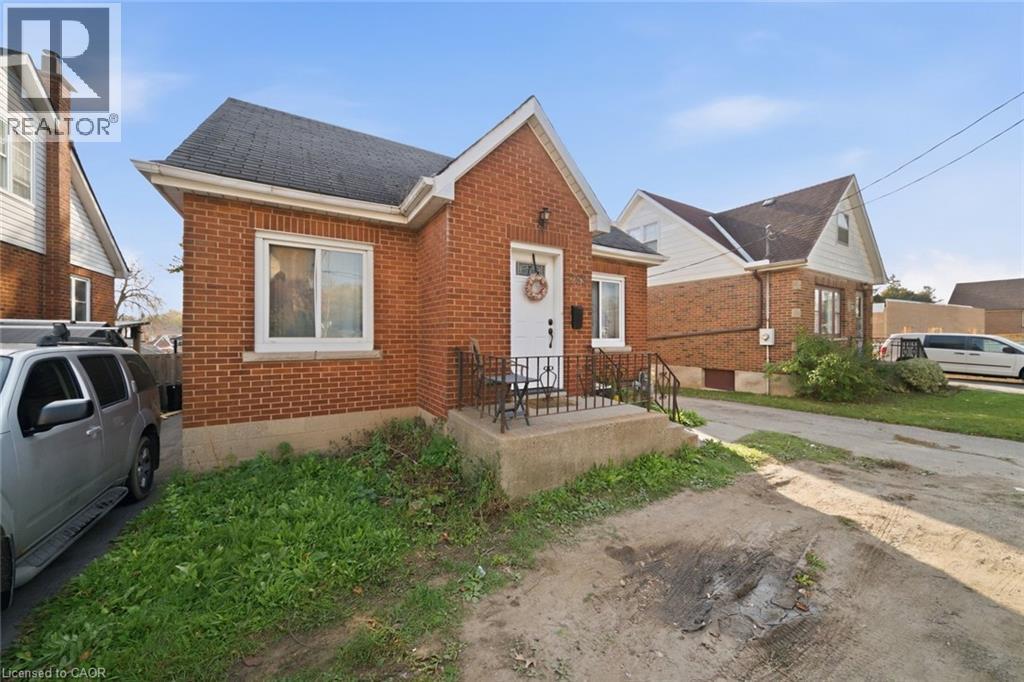 259 WEST Street, Brantford — photo 2