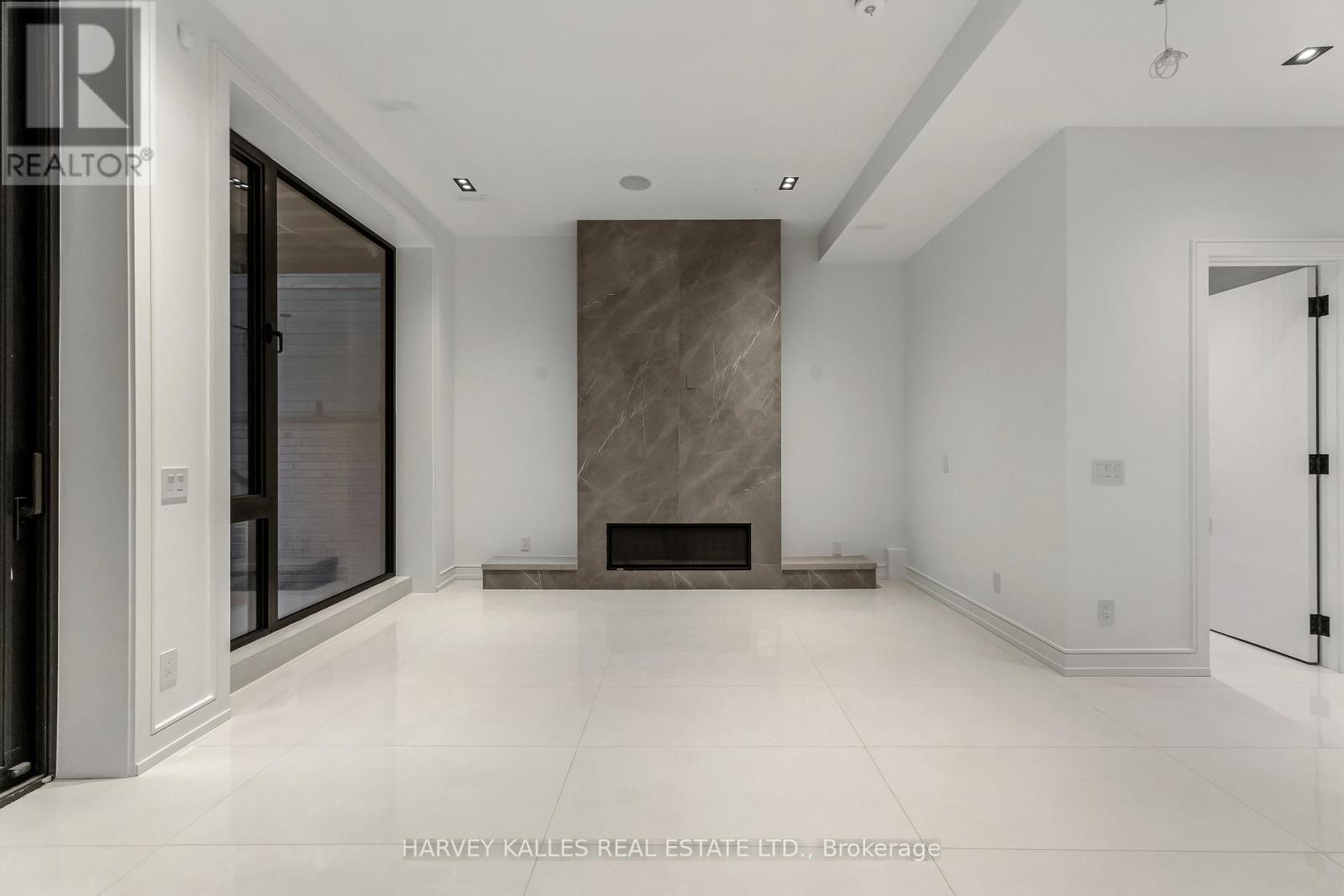 33 Saint Hilda's Avenue, Toronto, ON photo 43
