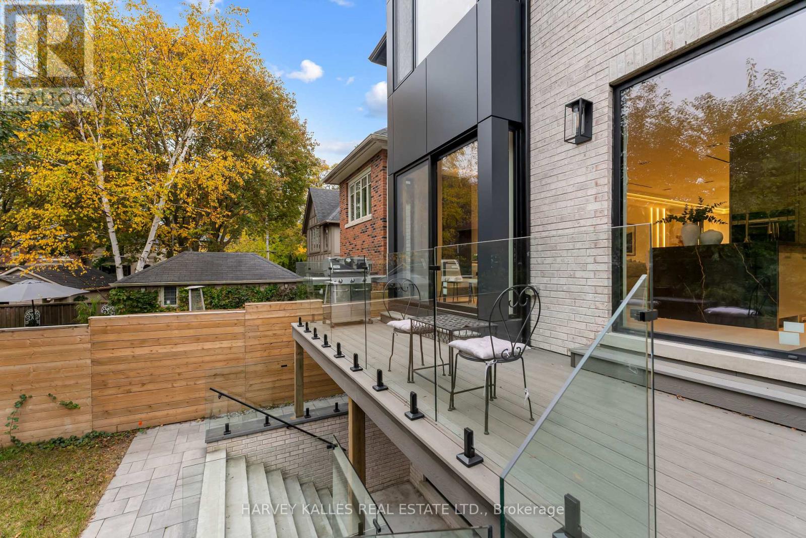33 Saint Hilda's Avenue, Toronto, ON photo 45