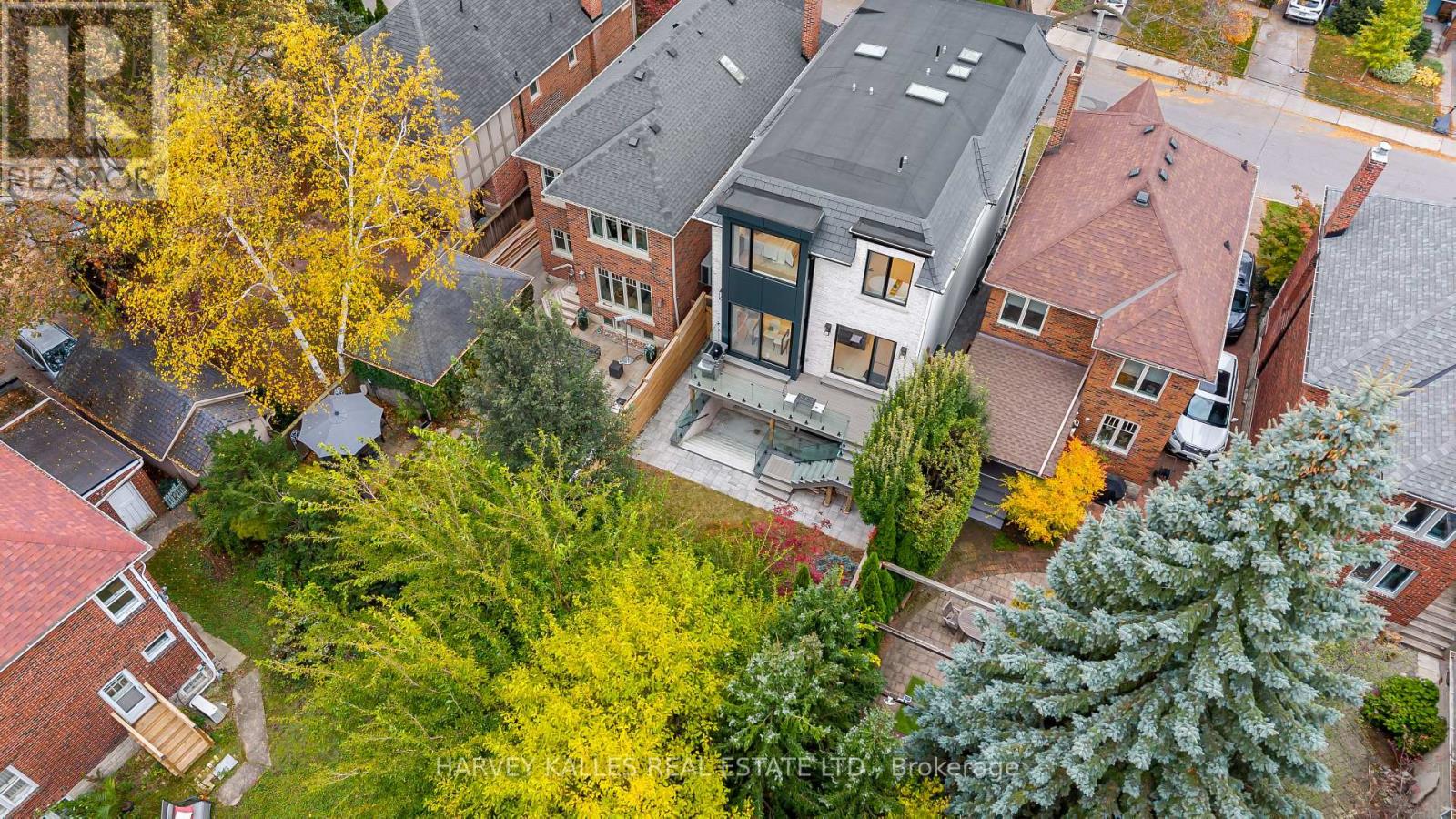 33 Saint Hilda's Avenue, Toronto, ON photo 49