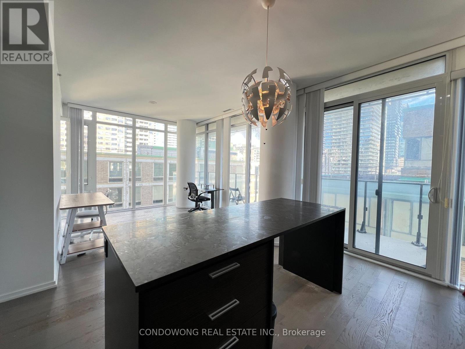 908 - 75 ST NICHOLAS STREET, Toronto (Bay Street Corridor) — photo 5