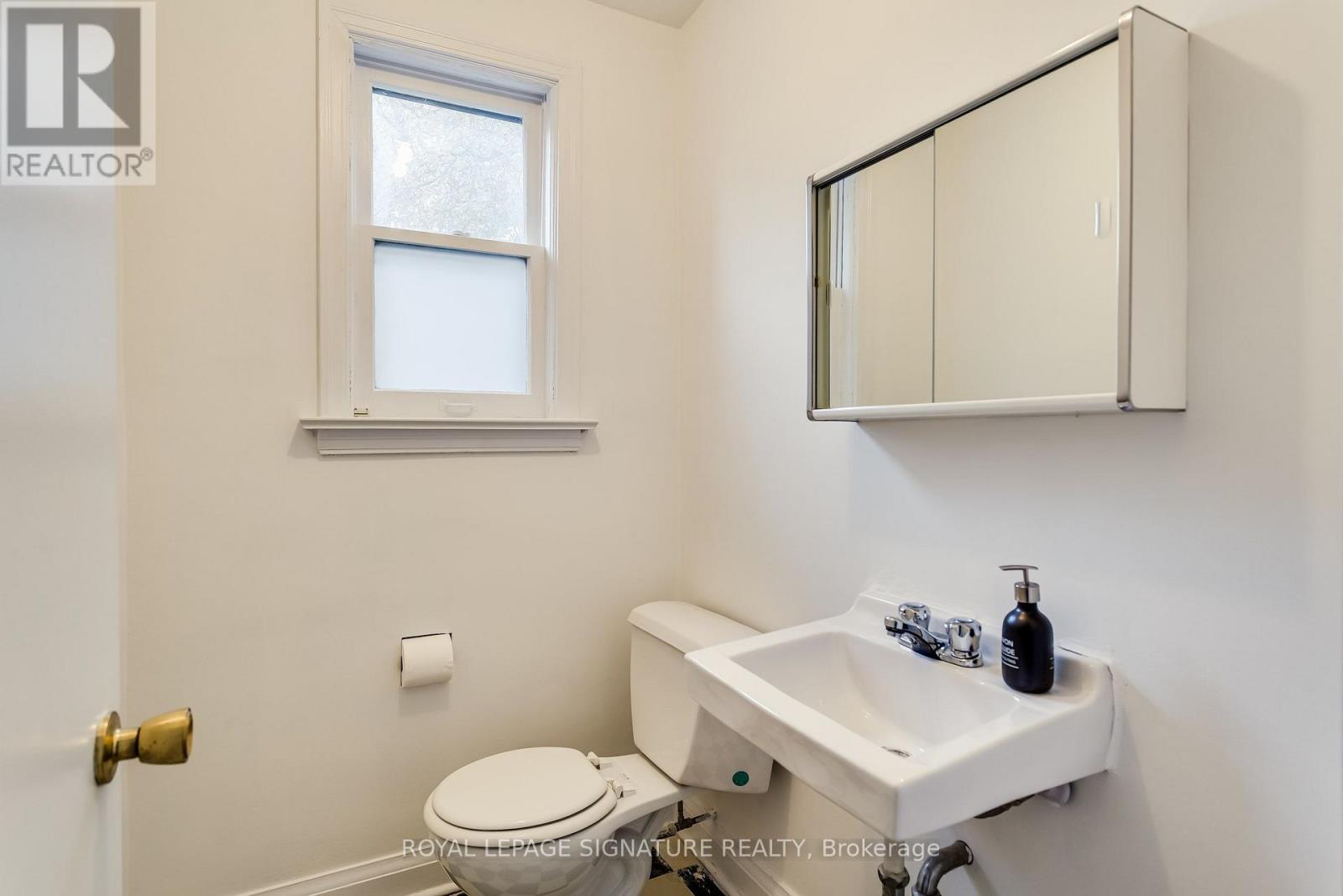 20 Silverton Avenue, Toronto, ON photo 16