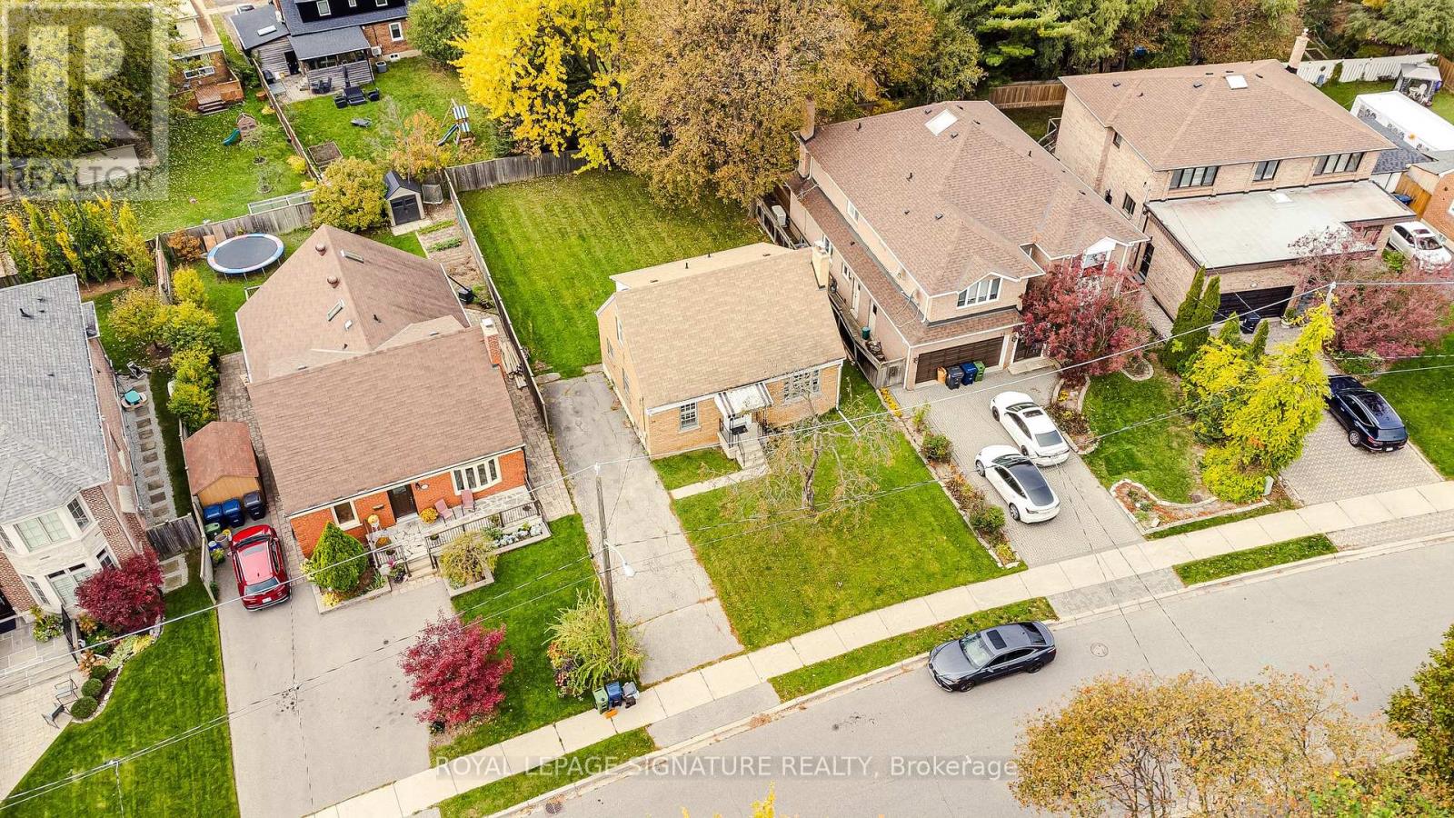 20 SILVERTON AVENUE, Toronto (Clanton Park) — photo 2